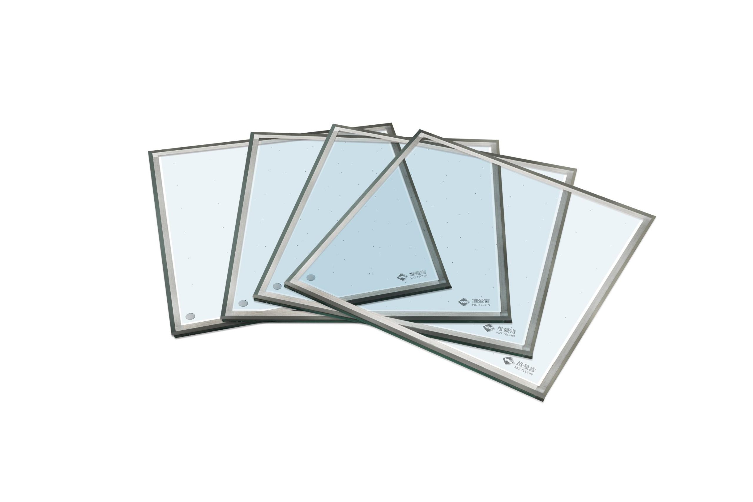 Vacuum insulating glass