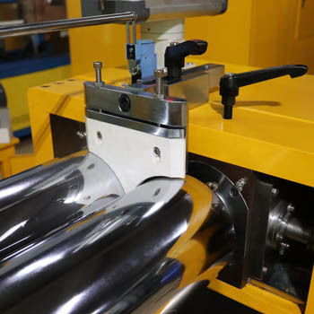 structure and function of open mixing mill rollers