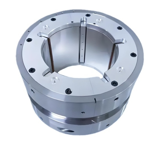Tilting tile bearing bush