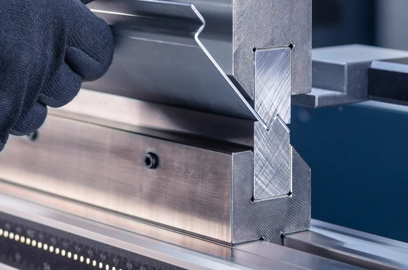 metal sheet bending