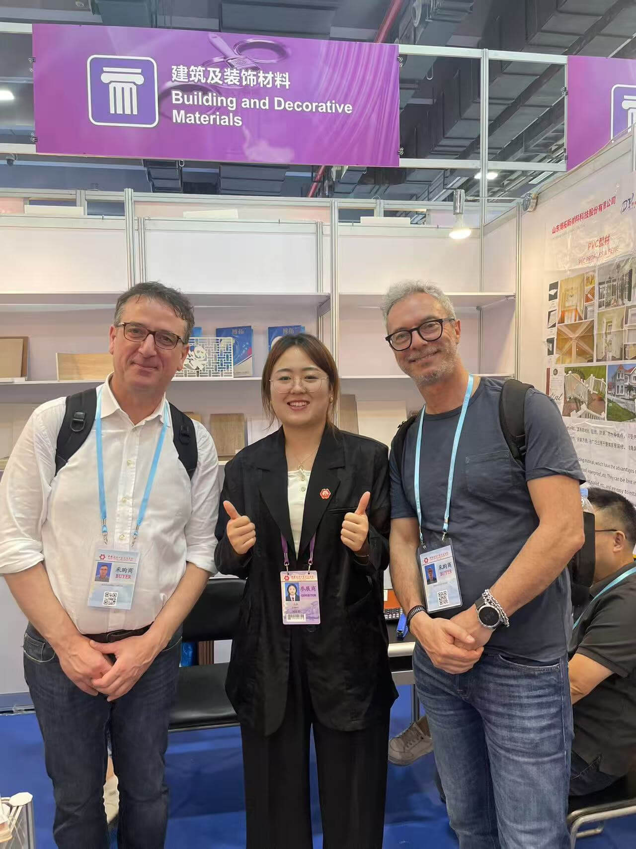 group photo of customers (2)