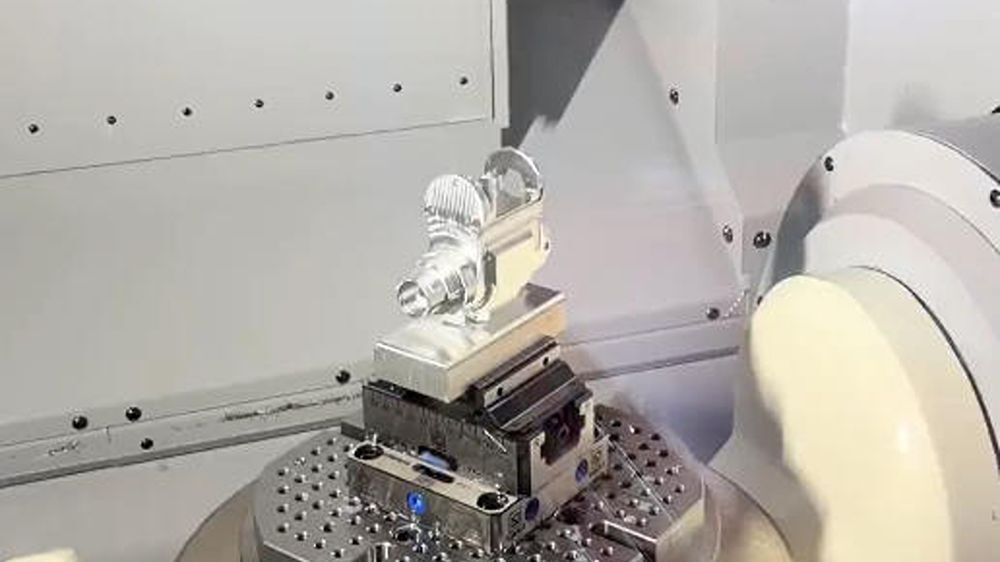 milling part process display videobg