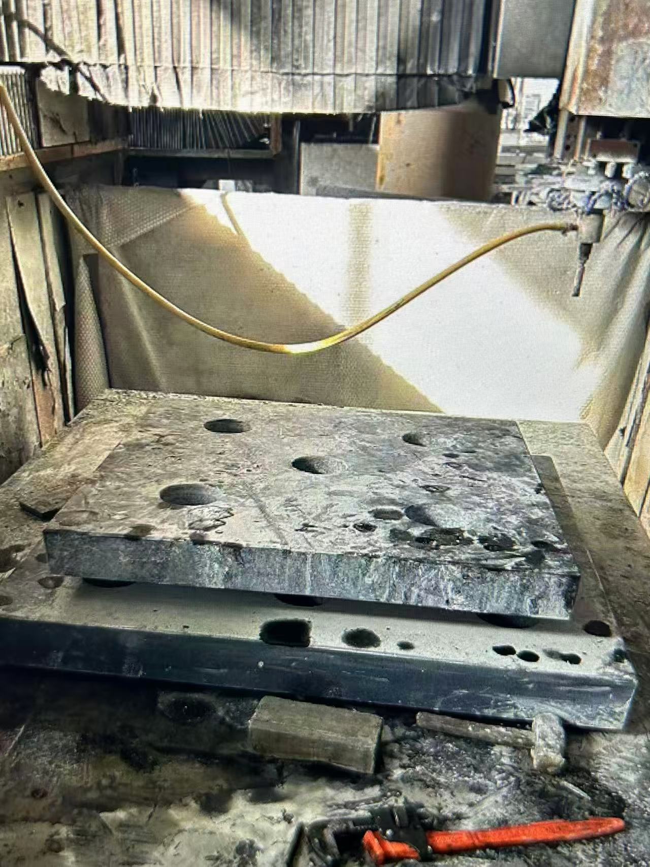 granite/marble porous precision plates (precision tooling platforms): core carrier for multi station tooling rapid positioning and integration