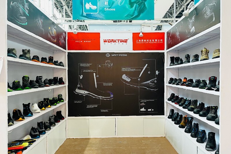 v lion safety successfully concludes the 137th china import and export fair
