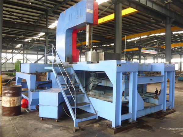 Auto Parts Alloy Steel with TQ1 Kind&Co Toughness Tool Steel Plate Metal Sheet Pipe - Image 5