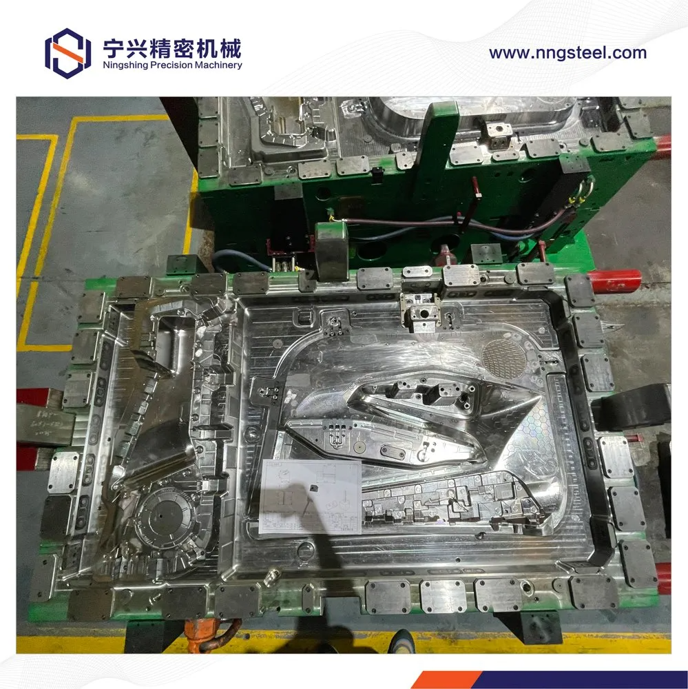 Auto Parts Plastic Injection Mold with Mould Mold Base Die Casting Die - Image 4