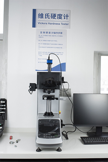 vickers hardness tester