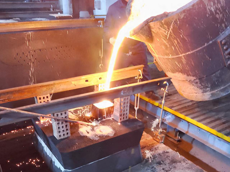Metal_Pouring_1