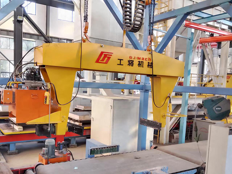 Mold_Assembly_Robot